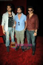Gaurav Chopra, Rohit Khurana, Rajesh Khattar at Men Will Be Men film press meet in PVR on 20th April 2011 (18).JPG